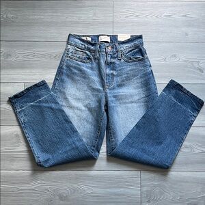 Universal Thread Light Blue Straight Leg Jeans